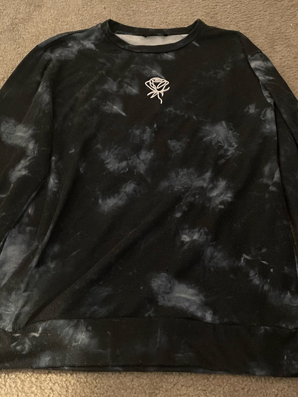 Black Tie-Dye Crewneck Sweater w/ White Rose Detail
